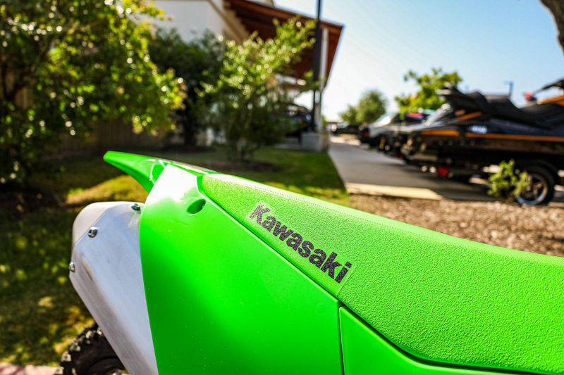 New 2026 Kawasaki KX450  LIME GREEN Image 10
