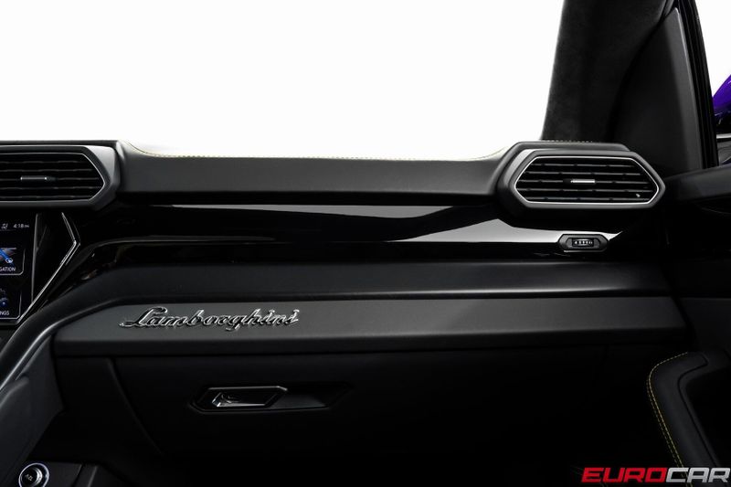Used 2023 Lamborghini Urus S *BODY COLOR STYLE PACKAGE * PANORAMIC SUNROOF*Image 32