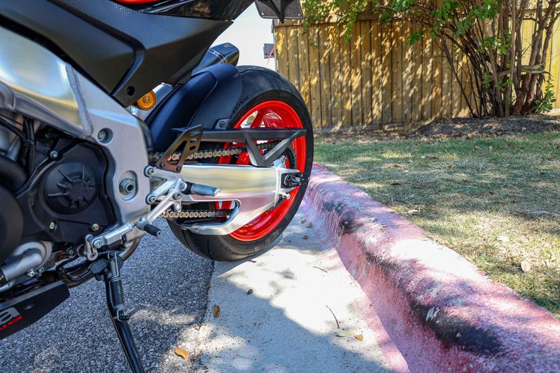 USED 2021 APRILIA TUONO V4 FACTORY Image 6