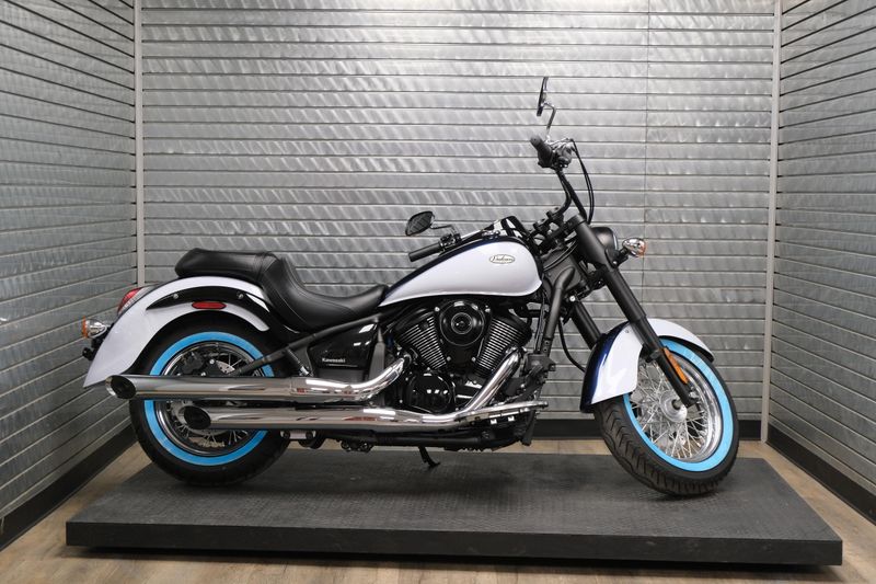 NEW 2026 KAWASAKI VULCAN 900 CUSTOM Image 2