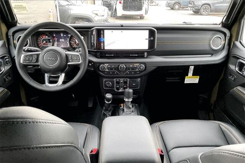 New 2026 Jeep Wrangler 4-door SaharaImage 4