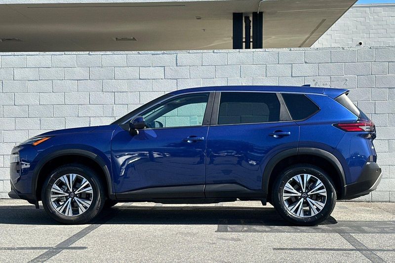 Used 2023 Nissan Rogue SVImage 7