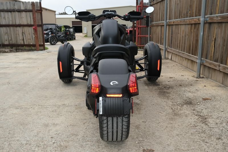 2025 Can-Am RYKER 900 BLACKImage 6