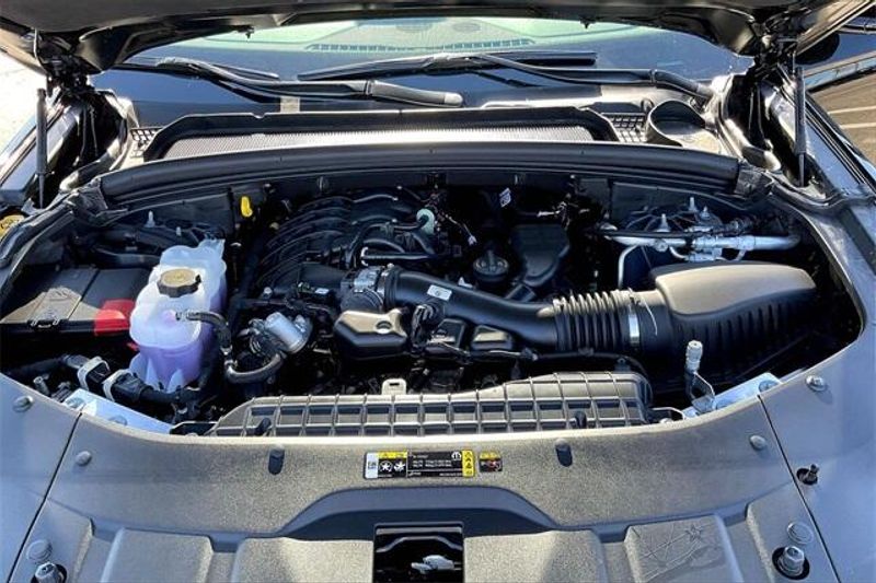 New 2025 Jeep Grand Cherokee Limited 4x4Image 9