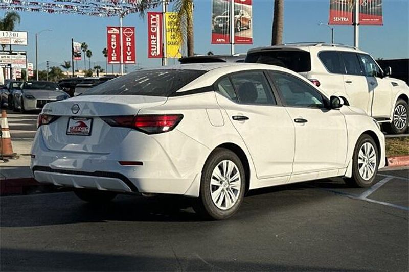 New 2025 Nissan Sentra SImage 3