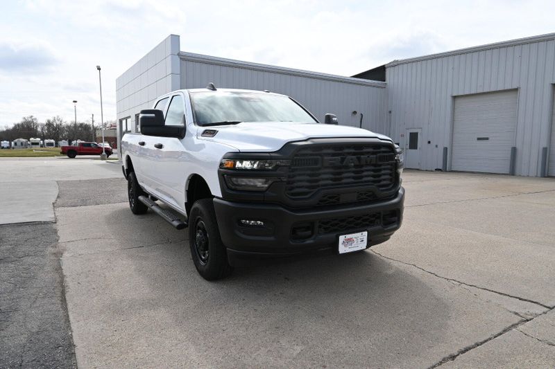 2025 RAM 2500 TradesmanImage 2