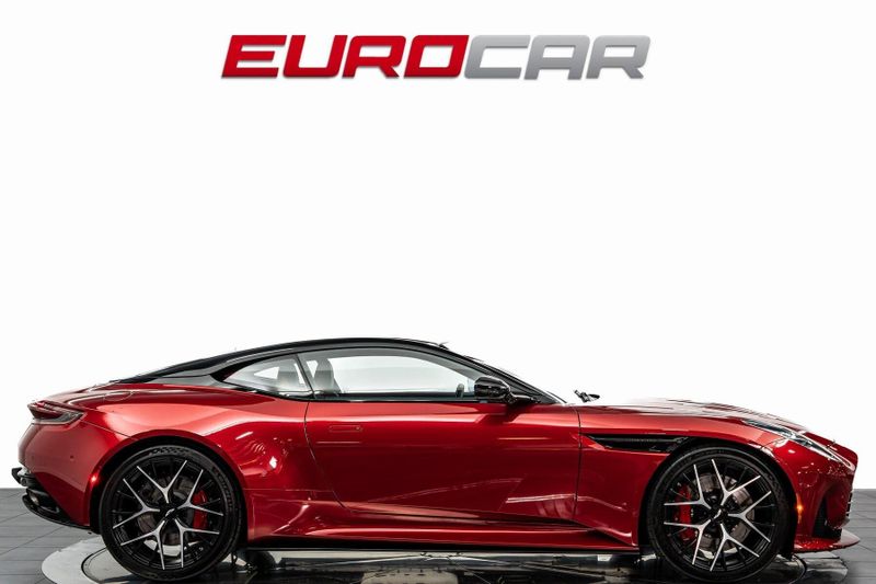 Used 2024 Aston Martin DB12 *HIGHLY OPTIONED* ONLY 3800 PAMPERED MILES*Image 6