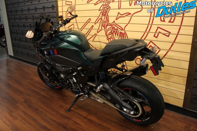 New 2026 BMW M1000XR Image 6