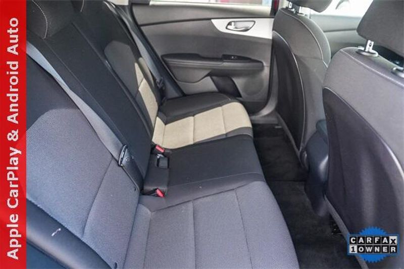 Used 2022 Kia Forte LXSImage 18