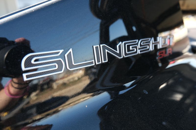 2017 Polaris SLINGSHOT SLR TURBO SILVERImage 5