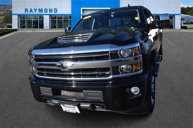 2018 Chevrolet Silverado 2500HD High CountryImage 7