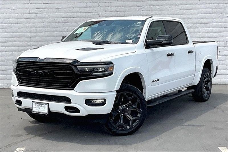 2023 RAM 1500 LimitedImage 1