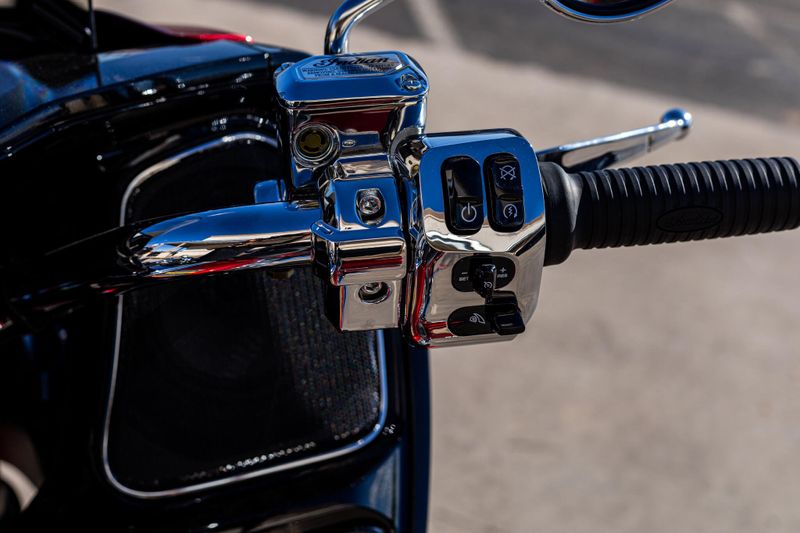 NEW 2026 INDIAN MOTORCYCLE PURSUIT LIMITED WITH 112 AND AUDIO PACKAGE Image 11