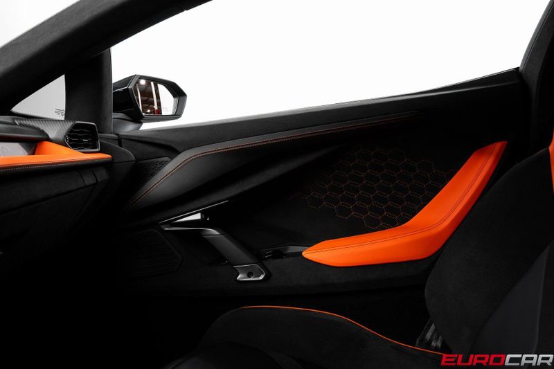 2025 Lamborghini Revuelto *PASSENGER DISPLAY * FULL PPF*Image 26