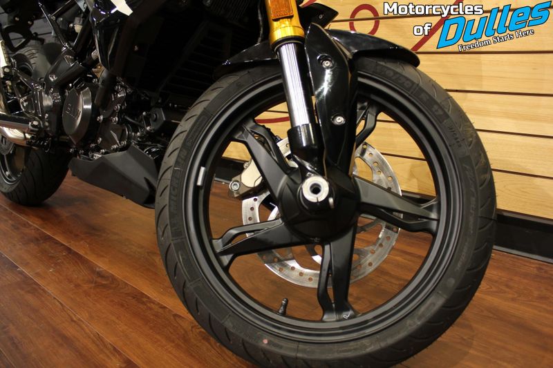New 2025 BMW G 310 R Image 13