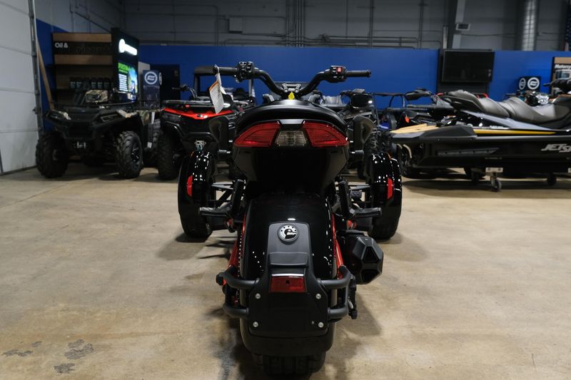 NEW 2026 CAN-AM SPYDER F3S Image 4