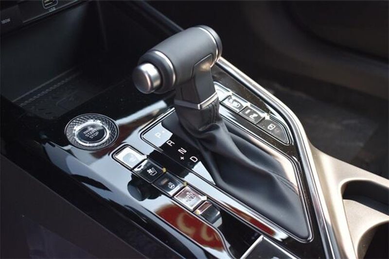 New 2025 Kia Niro SXImage 26
