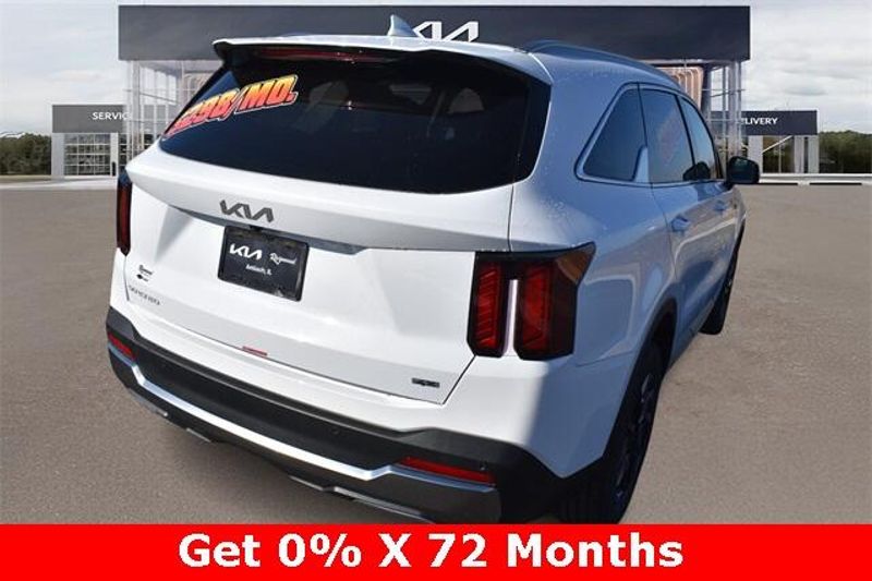 New 2025 Kia Sorento SImage 3