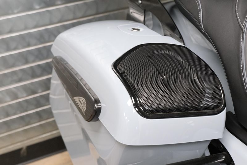 NEW 2025 INDIAN MOTORCYCLE ROADMASTER POWERPLUS DARK HORSE Image 18