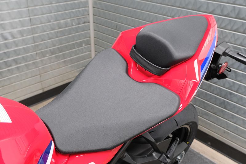 NEW 2026 HONDA CBR1000RRR FIREBLADE SP Image 20