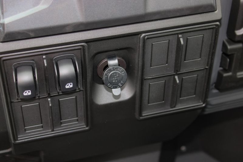2025 Kawasaki RIDGE CREW HVAC CANDY PERSIMMON RED Image 21