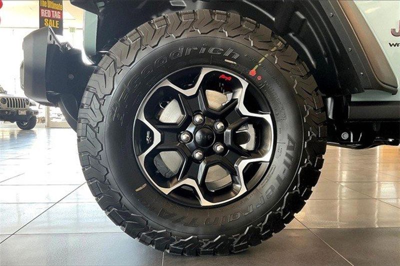 2023 Jeep Wrangler 2-door Rubicon 4x4Image 10