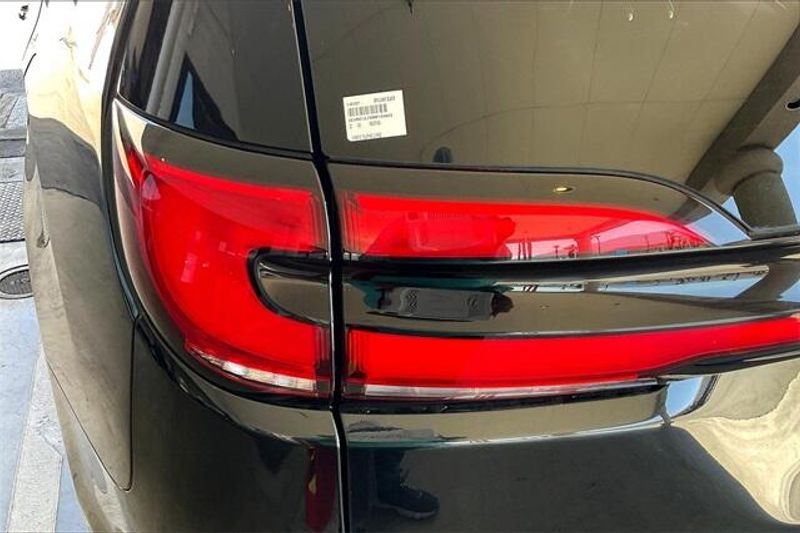 2022 Chrysler Pacifica Hybrid Touring LImage 28
