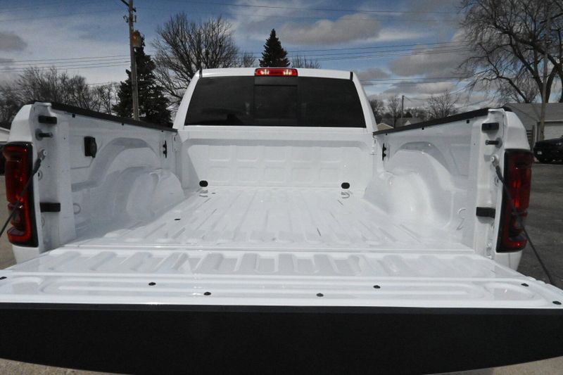 2025 RAM 2500 TradesmanImage 11