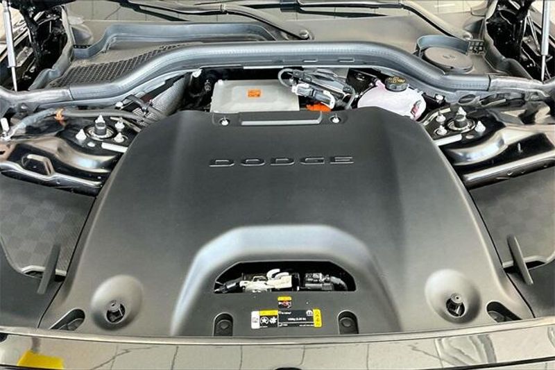 2025 Dodge Charger 2-door Daytona R/T AwdImage 9