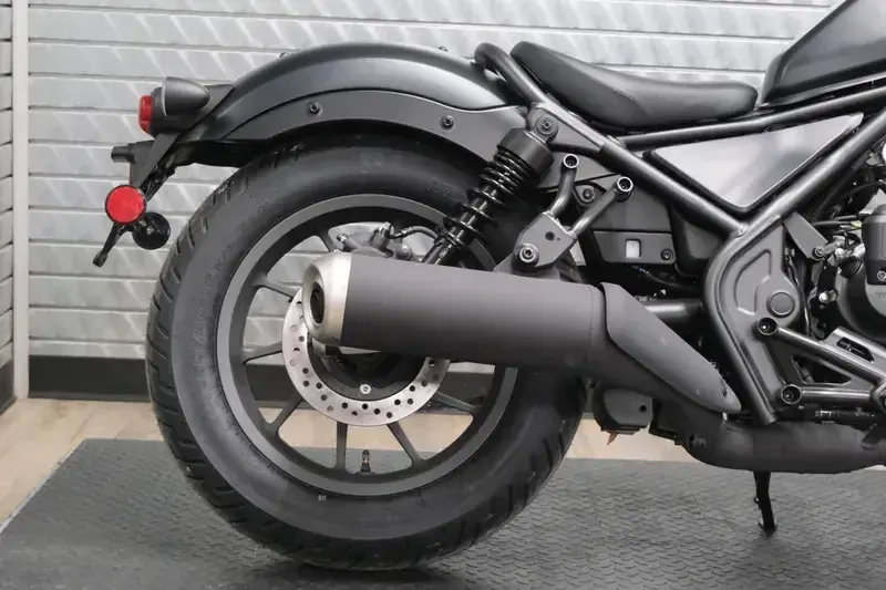NEW 2026 HONDA REBEL 300 ECLUTCH Image 11