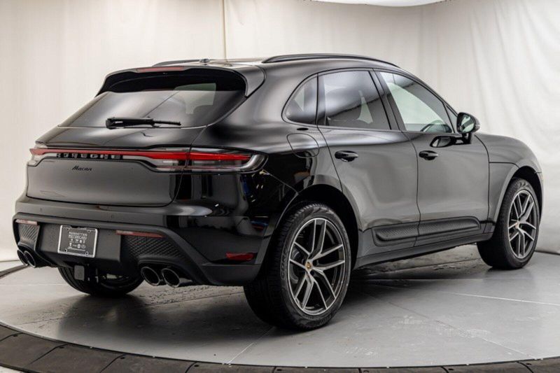 2024 Porsche Macan Image 5