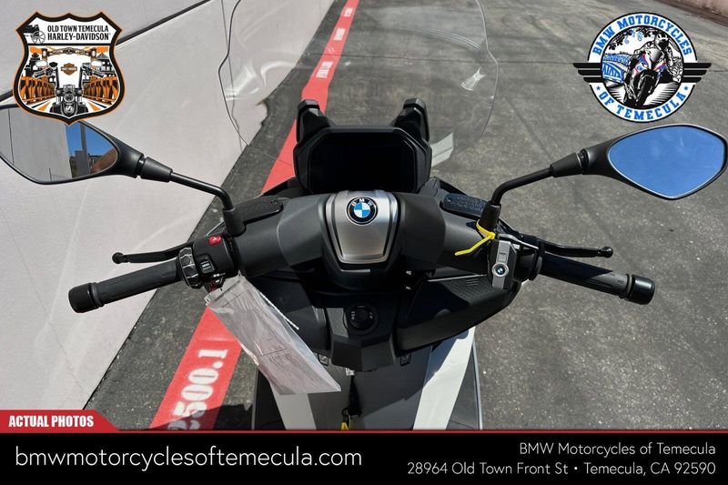 2024 BMW C 400 GT in a ALPINE WHITE exterior color. BMW Motorcycles of Temecula – Southern California (951) 506-6903 bmwmotorcyclesoftemecula.com 