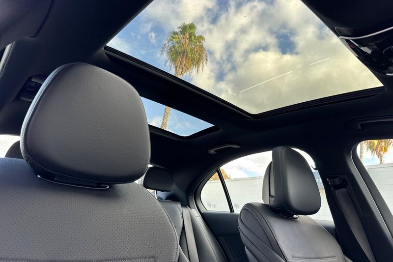 New 2026 Mercedes-Benz C-Class C 300Image 13