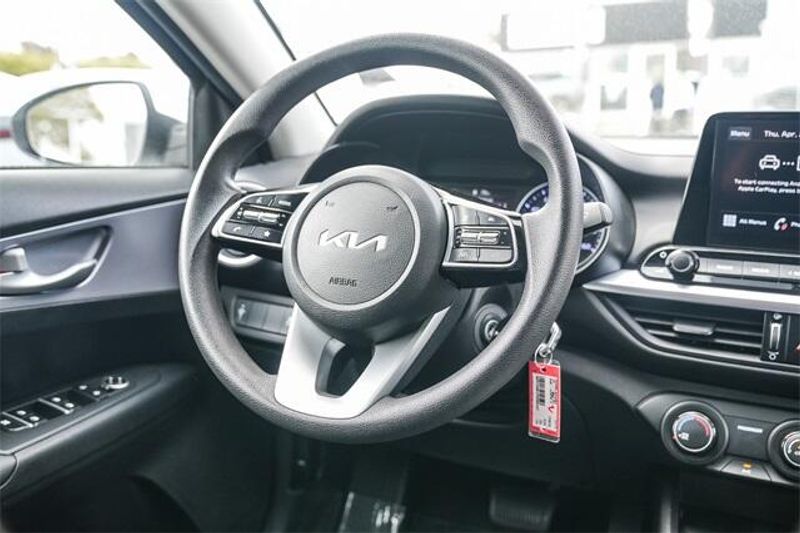 2023 Kia Forte LXSImage 16