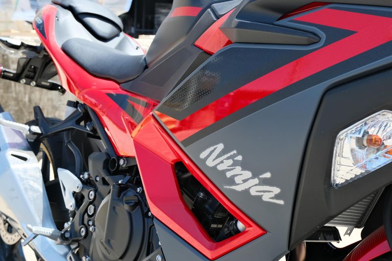 USED 2025 KAWASAKI NINJA 500 ABS Image 27