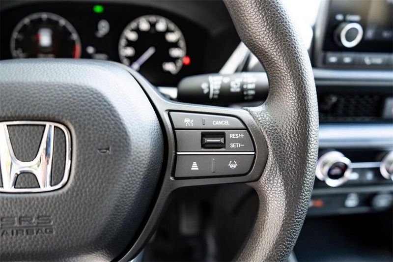 2025 Honda CR-V LX photo 16