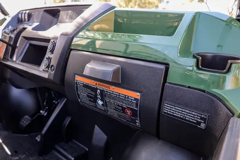 NEW 2026 KAWASAKI MULE PROFXT 820 EPS Image 3