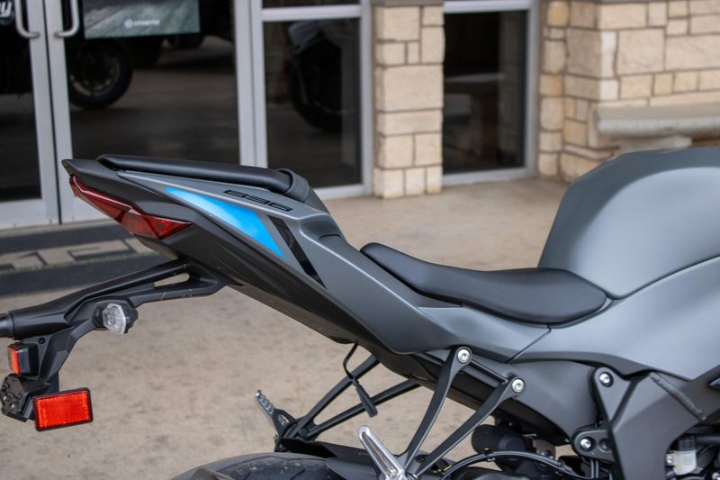 NEW 2026 KAWASAKI NINJA ZX6R ABS Image 10