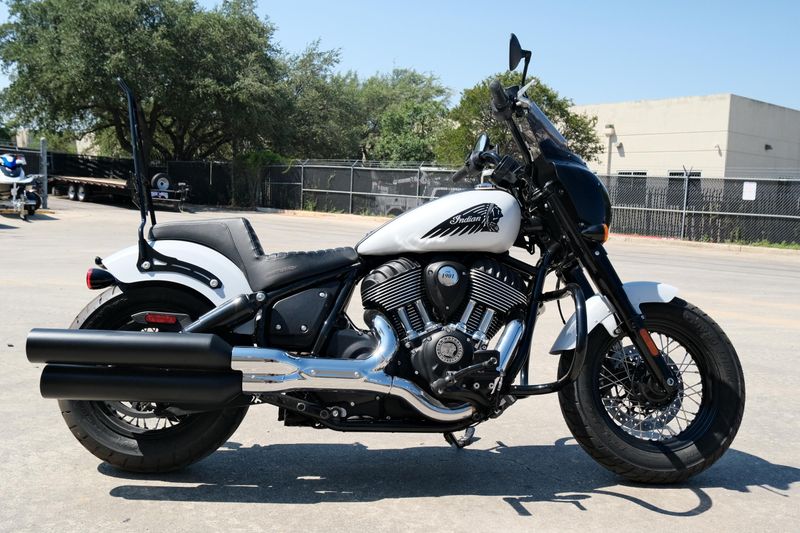 USED 2024 INDIAN MOTORCYCLE CHIEF BOBBER Image 3