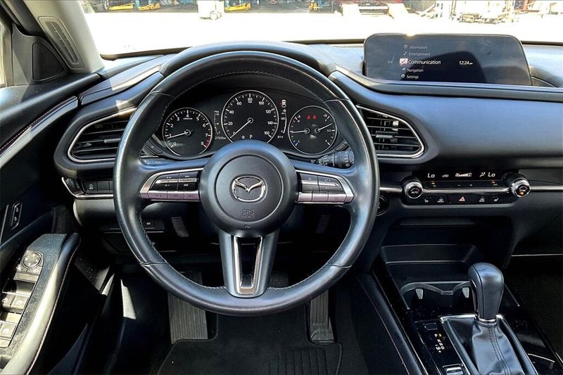 Used 2022 Mazda CX-30 2.5 S Carbon EditionImage 5
