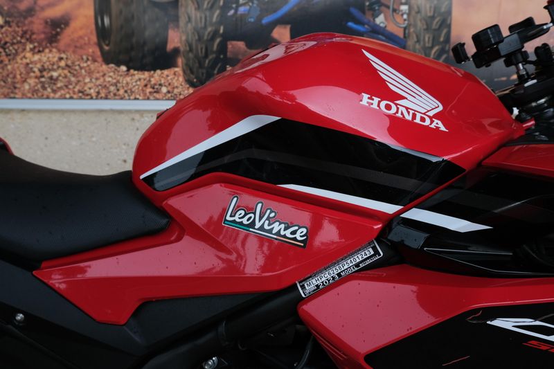 2023 Honda CBR500R ABS BLACK Image 16
