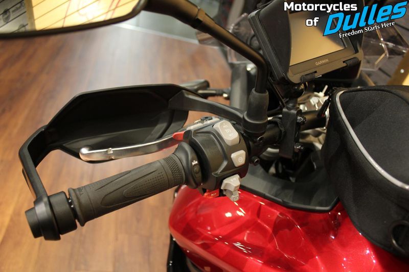 2024 Triumph Tiger 900 GT Pro Image 12