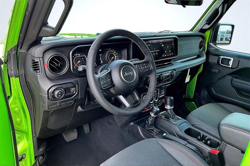 2025 Jeep Gladiator Rubicon photo 6