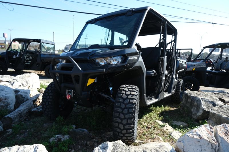 2025 Can-Am DEFENDER MAX XT HD10 STEALTH BLACKImage 2