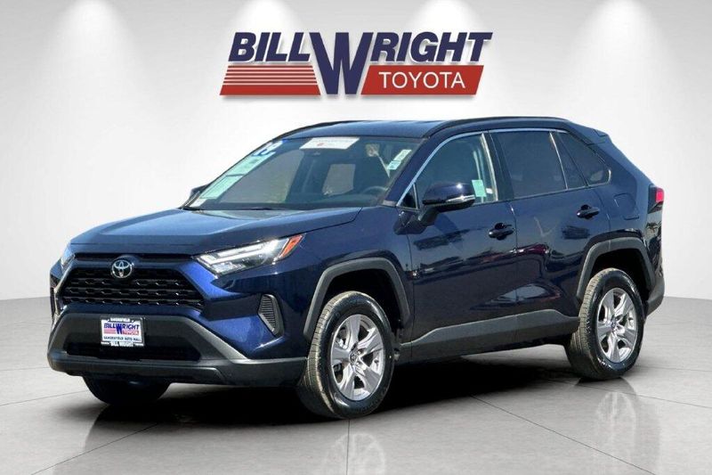 Used 2025 Toyota RAV4 XLEImage 7