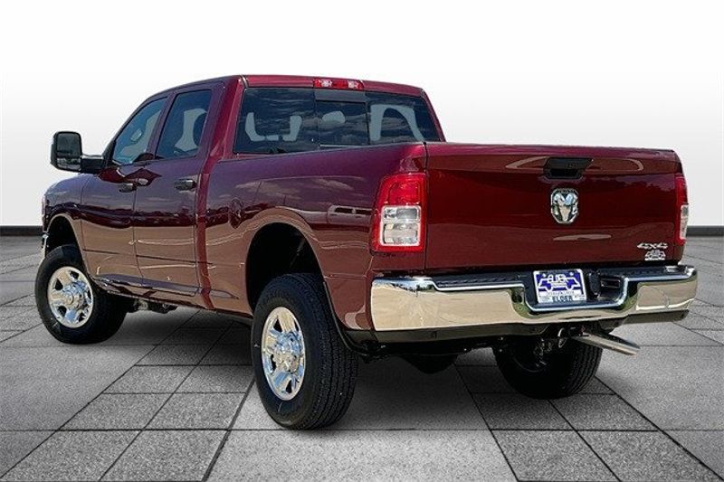 2024 RAM 2500 Tradesman Crew Cab 4x4 6