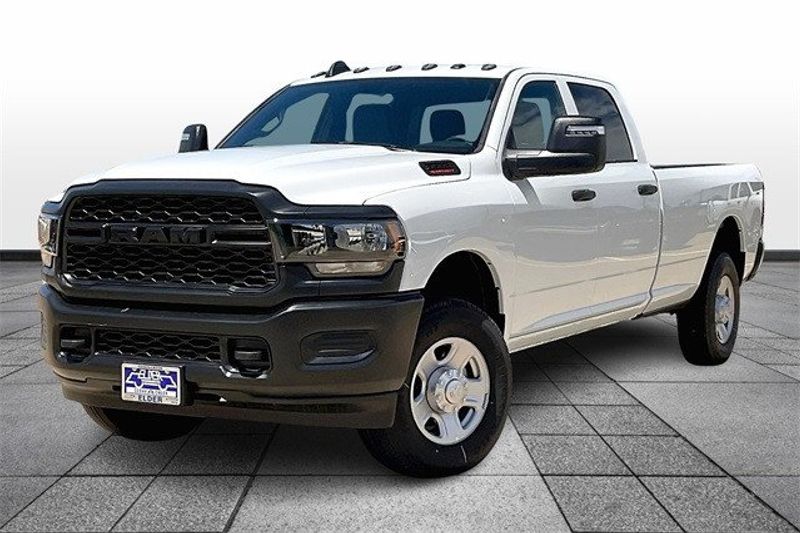 2024 RAM 3500 Tradesman Crew Cab 4x4 8