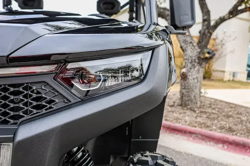 NEW 2026 CFMOTO UFORCE U10 PRO Image 12