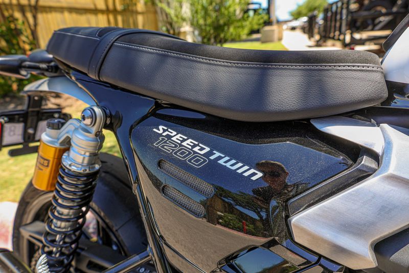 USED 2025 TRIUMPH SPEED TWIN 1200 Image 12