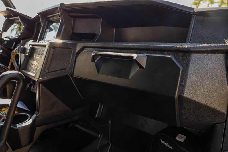 NEW 2026 POLARIS GENERAL XP 4 1000 ULTIMATE Image 25